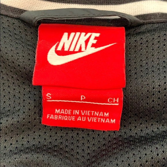 NIKE CAMO BDLNDS WINDRUNNER - Picture 9 of 9